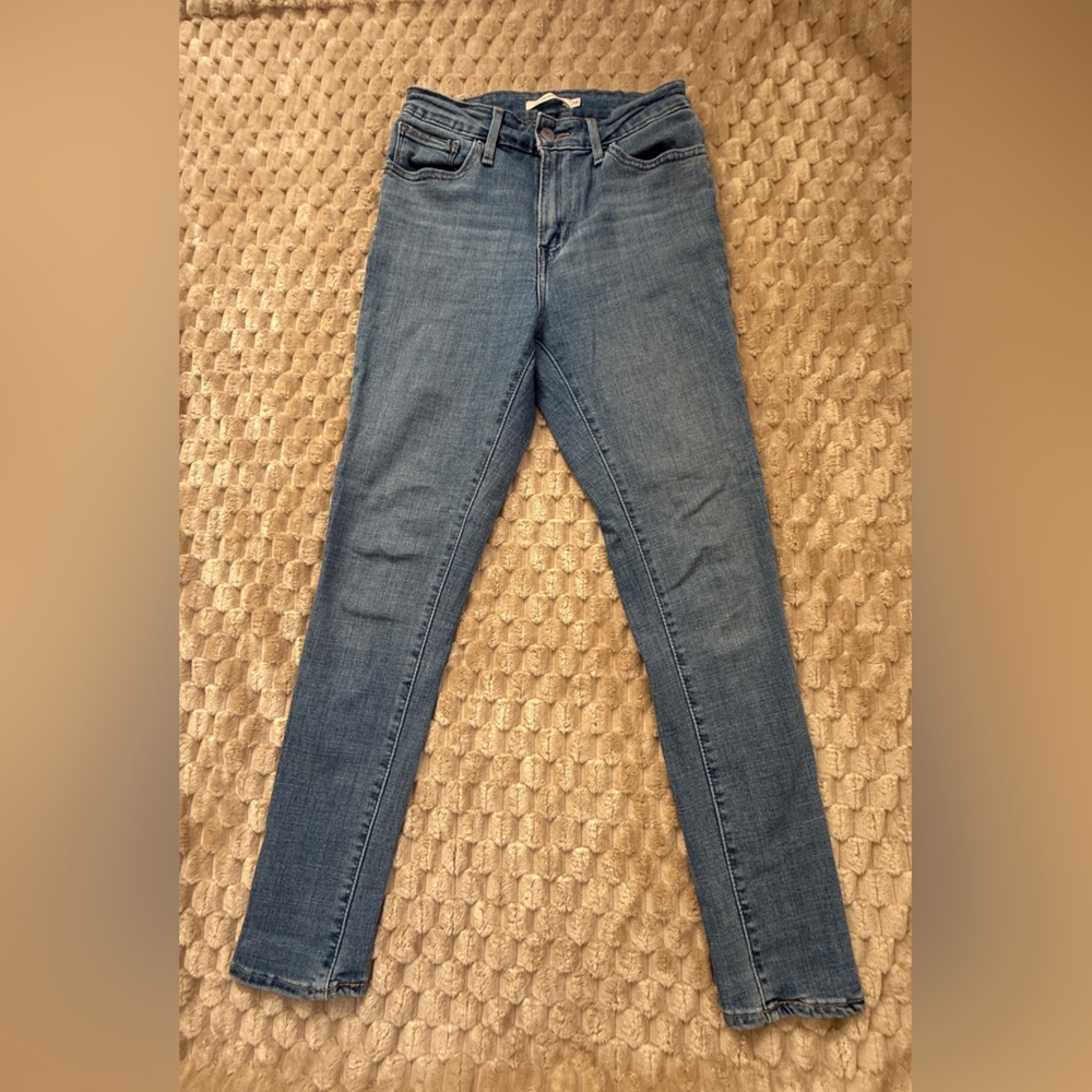 Levi’s - 721 High Rise Skinny - Size 28